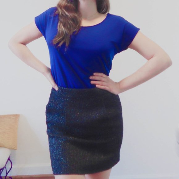 Royal Blue top with Zipper details Sz L - Picture 2 of 13